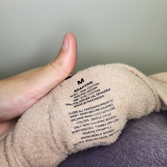 Tan hoody with velcro pouch size medium - Picture 4 of 5